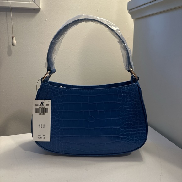 Abercrombie & Fitch Handbags - Abercrombie & Fitch Blue Croc-Embossed Shoulder Bag